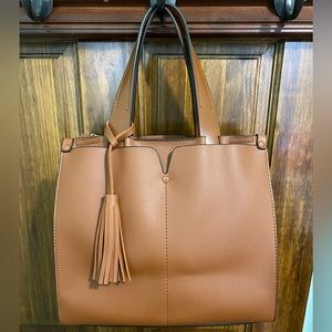 Melie Bianco Tote Bag